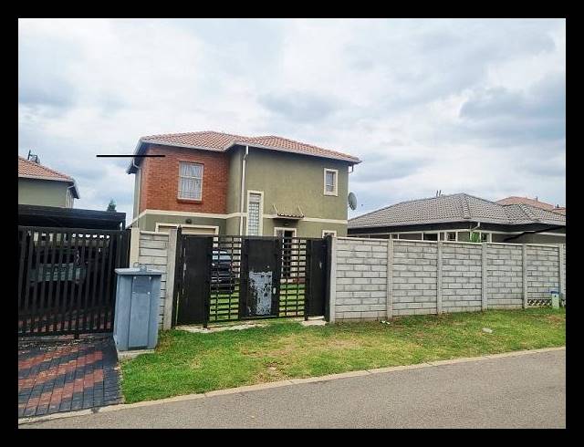 4 BEDROOM HOUSE FOR SALE IN LEOPARD’S REST